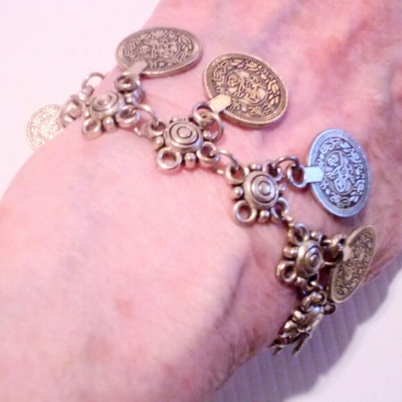 Vintage Eastern Dangling Coin Inspired Silver Tone Bracelet or Anklet - Picture 3 of 3